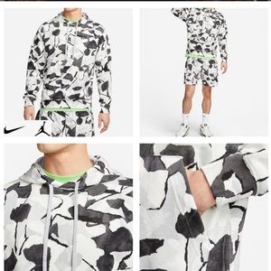 Men's Nike Hoodie fleece sweatshirt size M DX0792-060